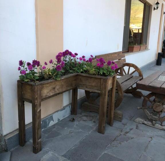 پانسیون Guest House Anahit Ijevan