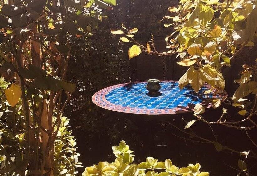 پانسیون Le Sauvage Noble