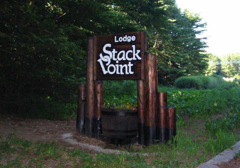 פנסיון Lodge Stack Point