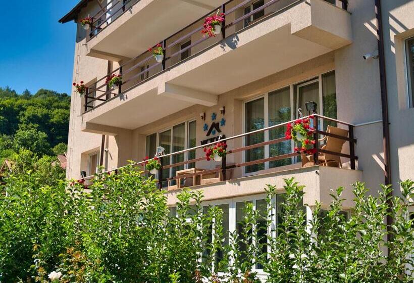 پانسیون Vila Victoria