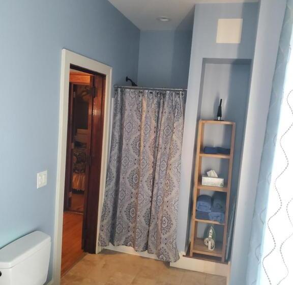 فندق صغير Firehouse Inn