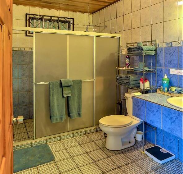 پانسیون Encantada Guest House