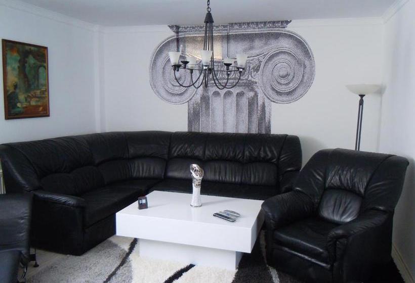 پانسیون Guest House Perla