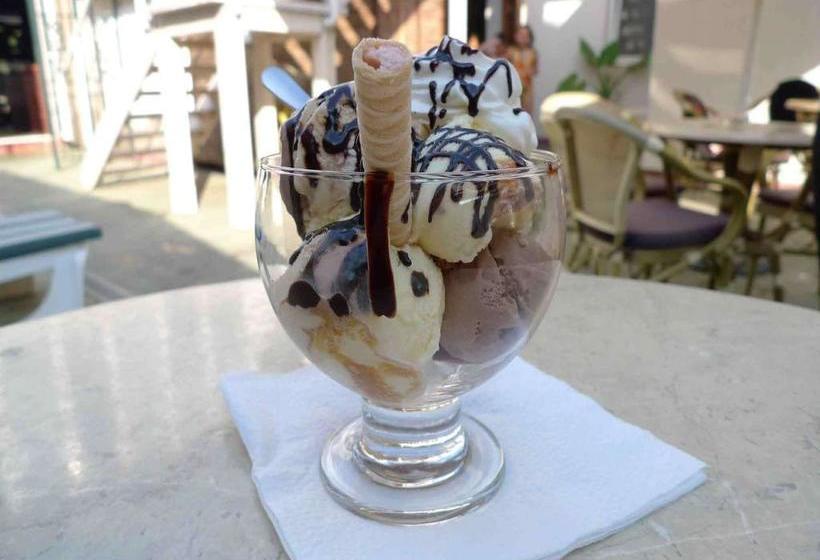 پانسیون Guest House Perla