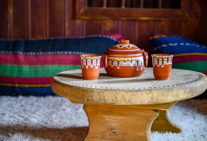 بنسيون Guest Houses Zlatna Oresha   Complex