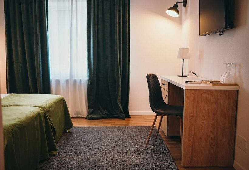 پانسیون Nest Guesthouse