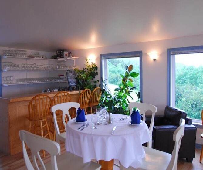 הוסטל Castle Rock Country Inn