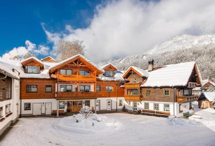 בית מלון כפרי Linharterhof