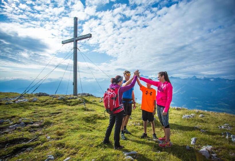 Отель Linharterhof