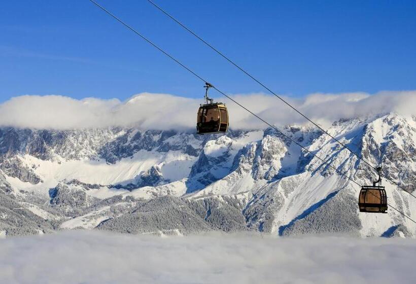 Отель Linharterhof