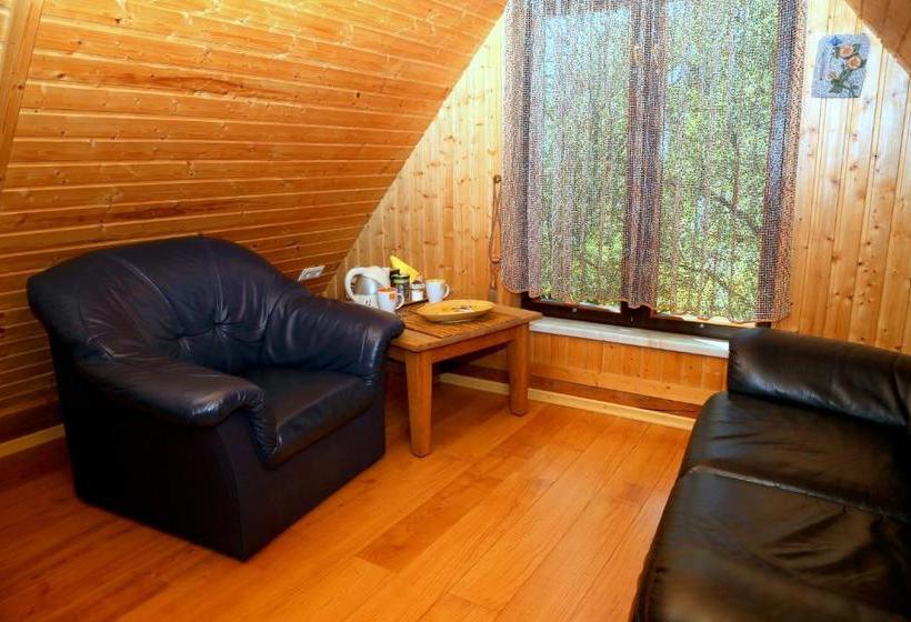 פנסיון Guest House šampētera Māja