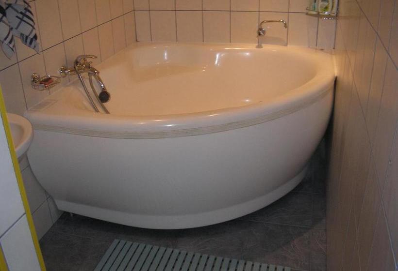 פנסיון Guest House šampētera Māja