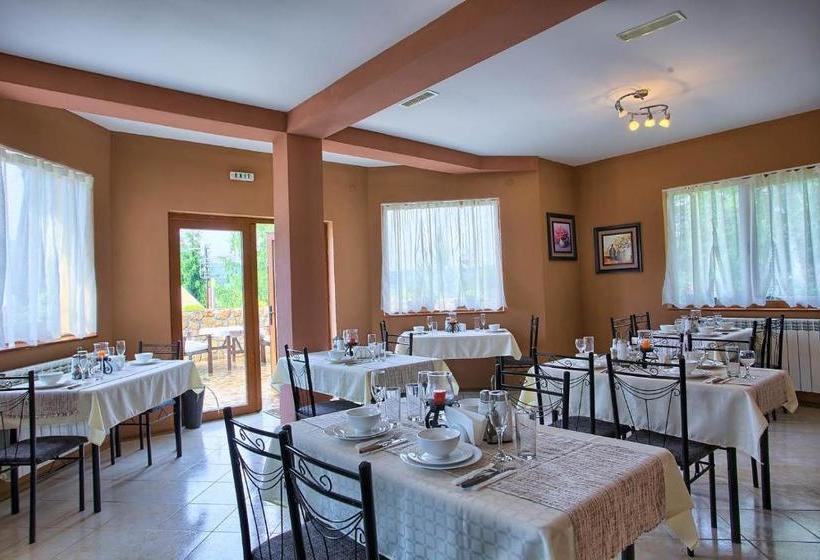 פנסיון Guest House Slunchev Cviat