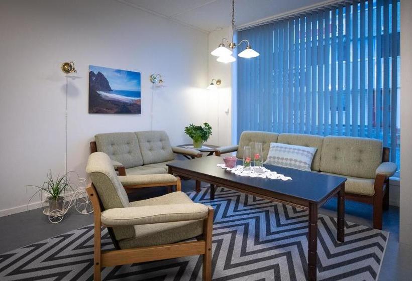 פנסיון Kristina Apartment & Alma House