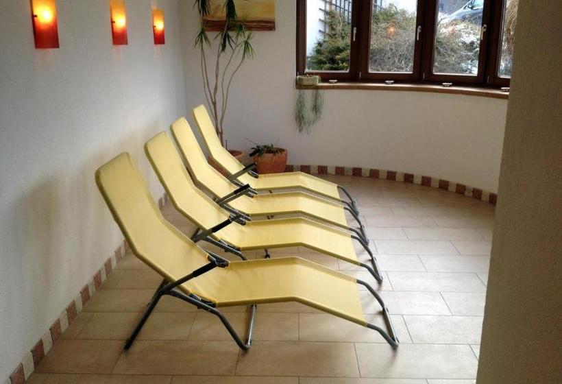 Pension Wallnöfer