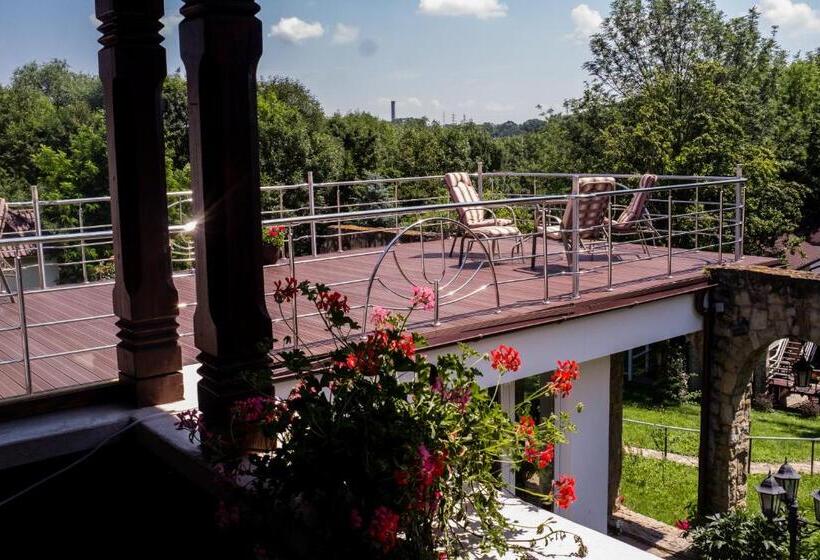 Rapsodia Pension