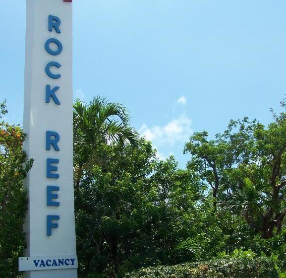هاستل Rock Reef Resort
