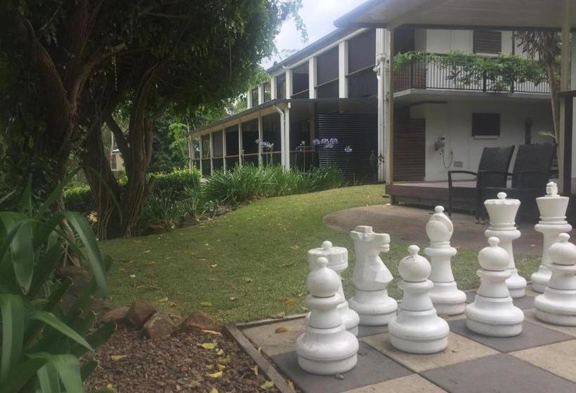 Mapleton Falls Accommodation