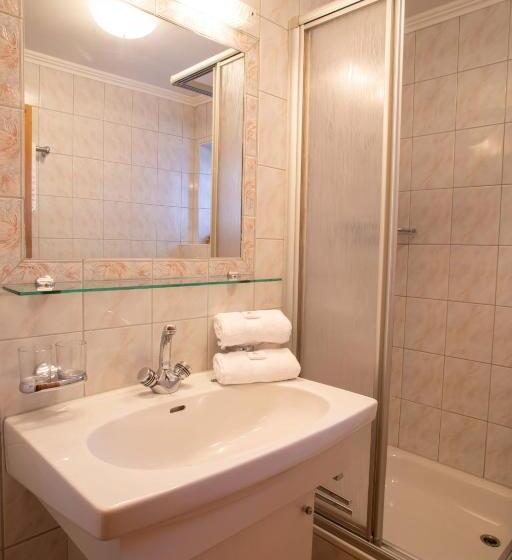 پانسیون Eggerstüberl