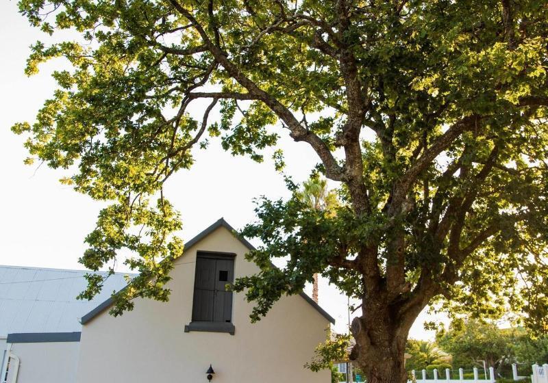 פנסיון Elianthe Guesthouse