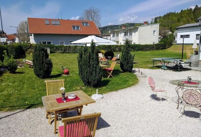 پانسیون Gästehaus Residenz Lapeiner