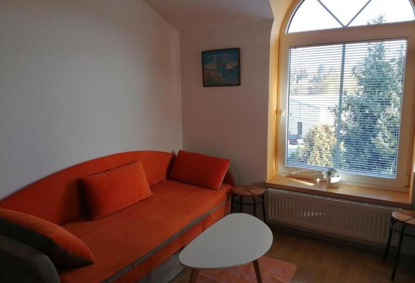 پانسیون Penzion Lilie