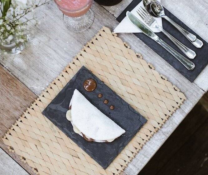 پانسیون Pousada Seis E Meia