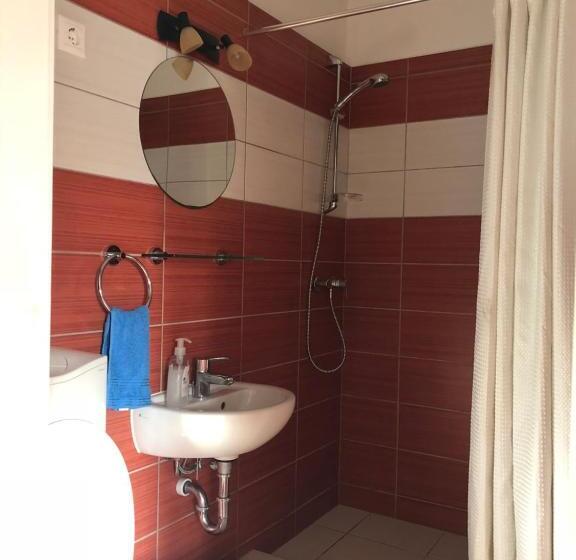 پانسیون Rt Home Vendégház