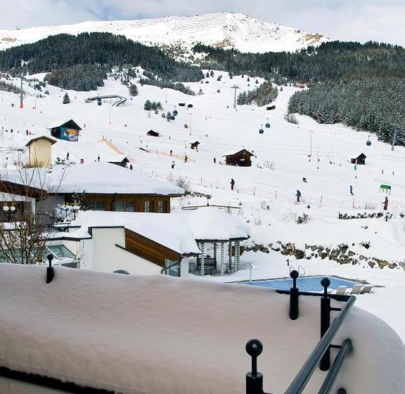 Apart Hotel Aurora Fiss