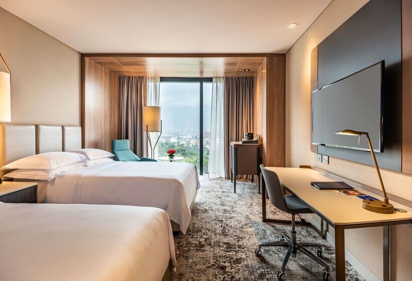 هتل Hilton Bogota Corferias