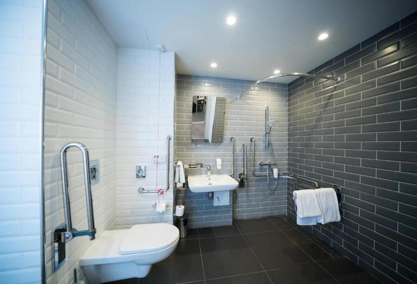 בית מלון כפרי Holiday Inn Express Moscow  Baumanskaya, An Ihg