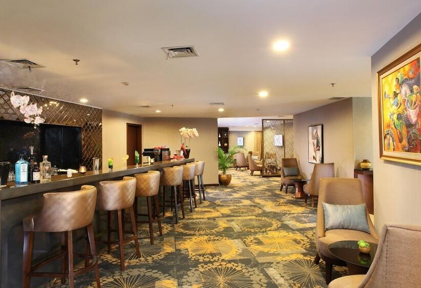 هتل Swissbelresidences Rasuna Epicentrum