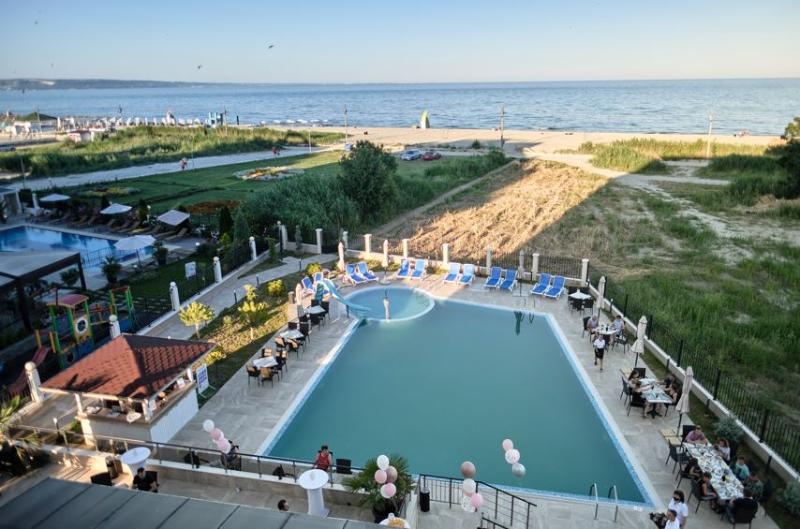 בית מלון כפרי Veramar Beach