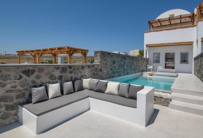 June Twenty Suites