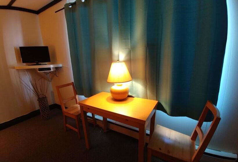 モーテル Dwight Riverside Inn