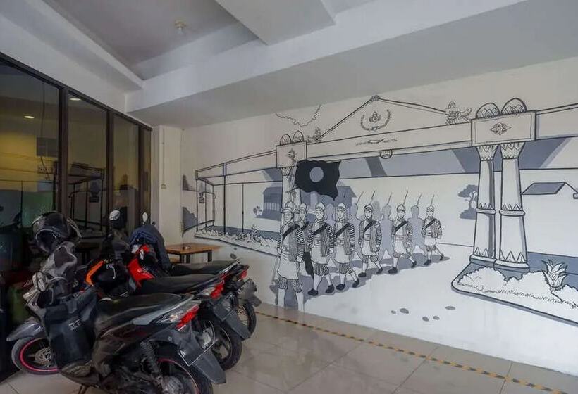 پانسیون Reddoorz Near Malioboro Mall