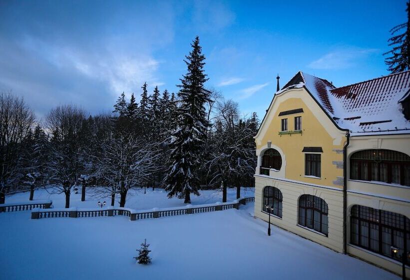 Rubezahl Marienbad Luxury Historical Castle Hotel & Golf   Castle Hotel Collection