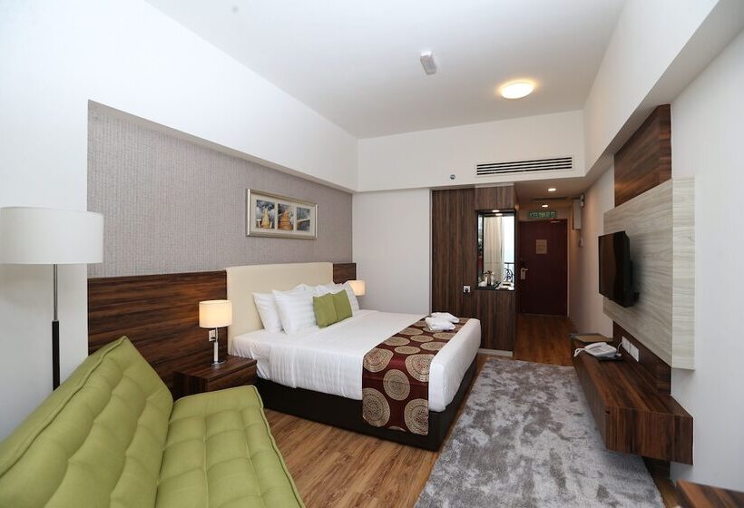 Amerald Resort Hotel Desaru