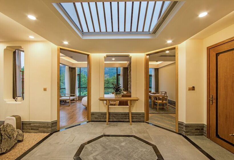 ベッドアンドブレックファースト Wuyishan Old Street Hill Lodge