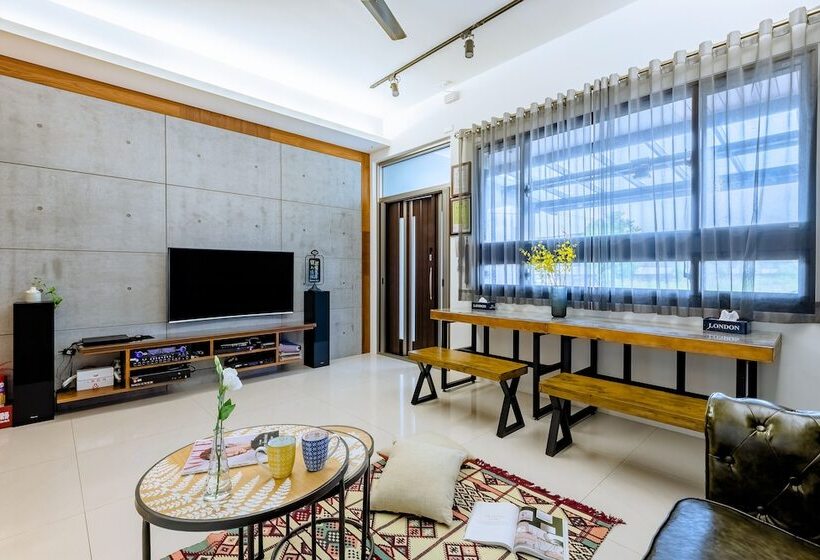 مسافرخانه Fernan B&b