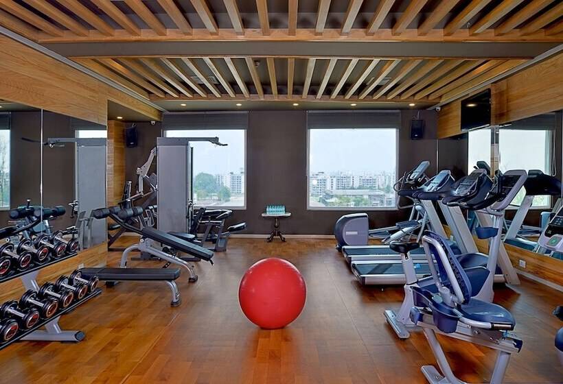 فندق Radisson Chandigarh Zirakpur
