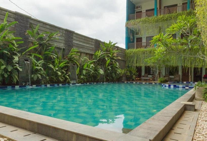 هتل Reddoorz Plus Near Pantai Barat Pangandaran