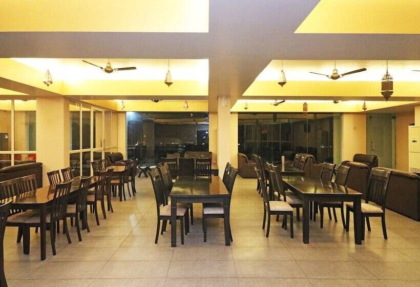 فندق Silver Star By Oyo Rooms
