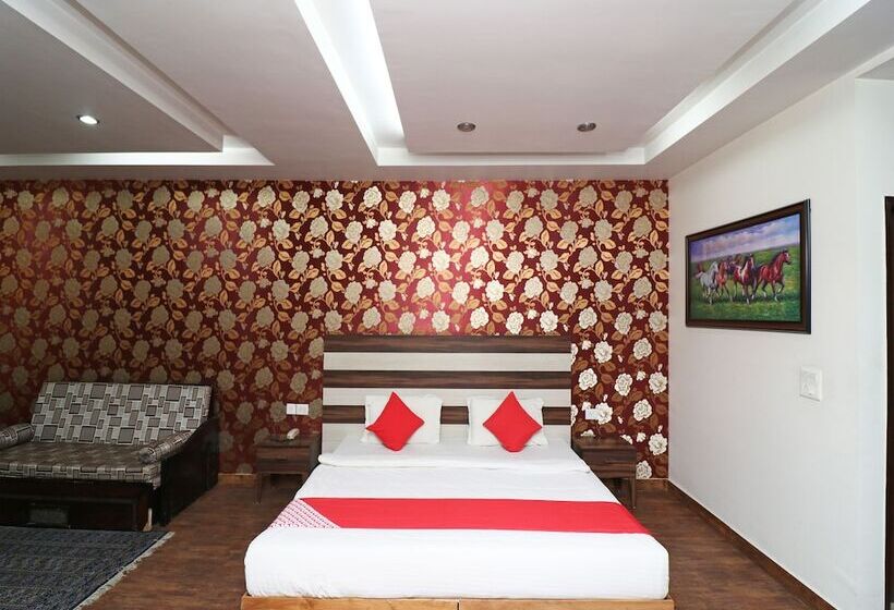 فندق Silver Star By Oyo Rooms