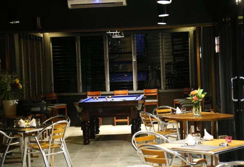 هتل Tha Lane Bay Villa