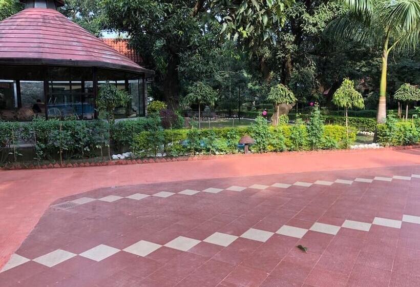 Jungle Leela Resort