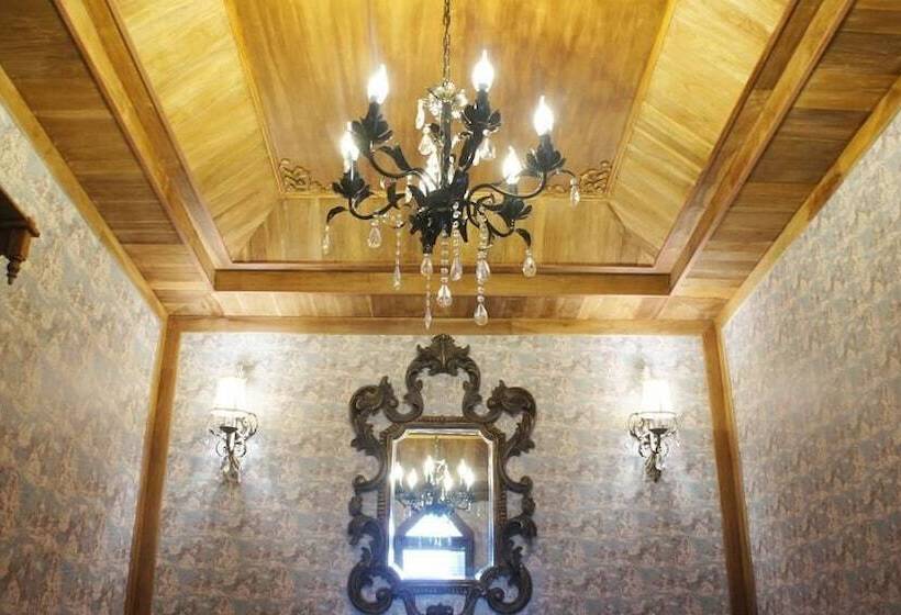 تختخواب و صبحانه Live For You