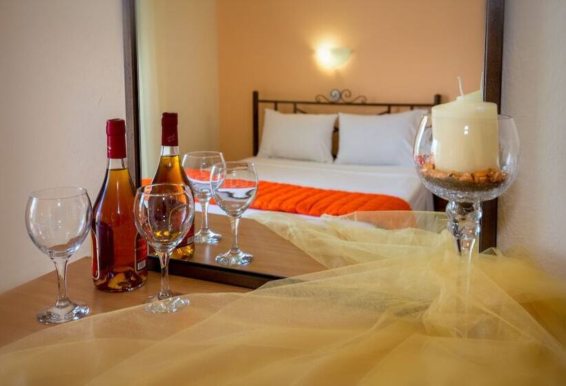 Famelia Studios Lampiris