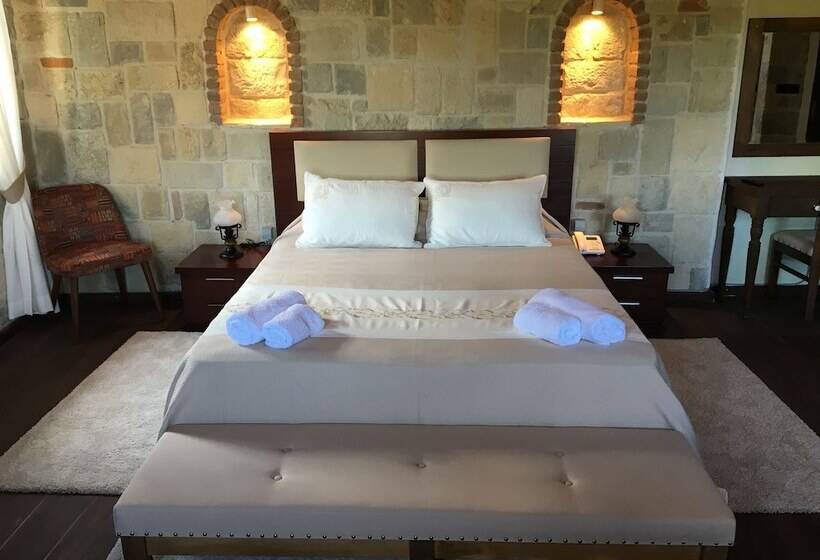 Urla Ciftlik Otel