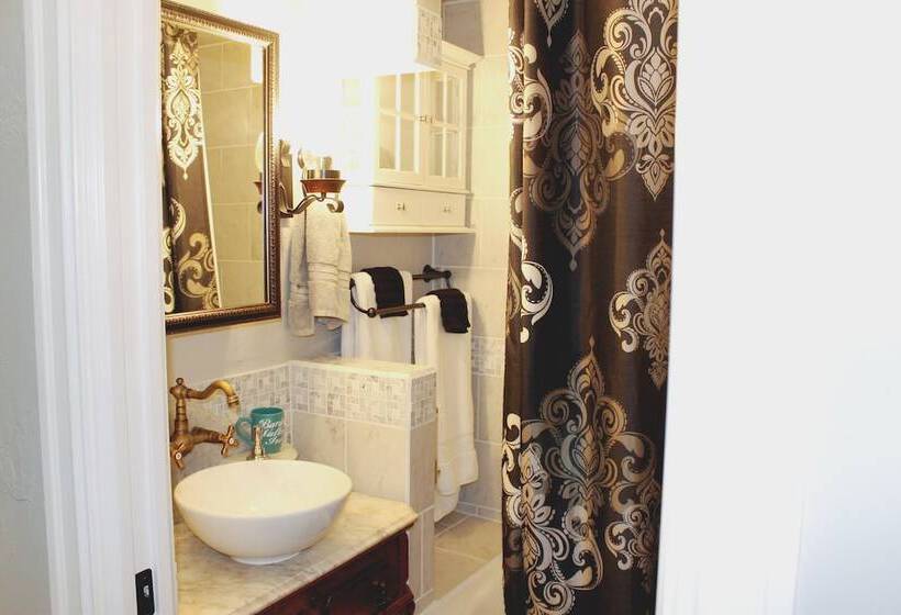 צימר Bardew Valley Inn